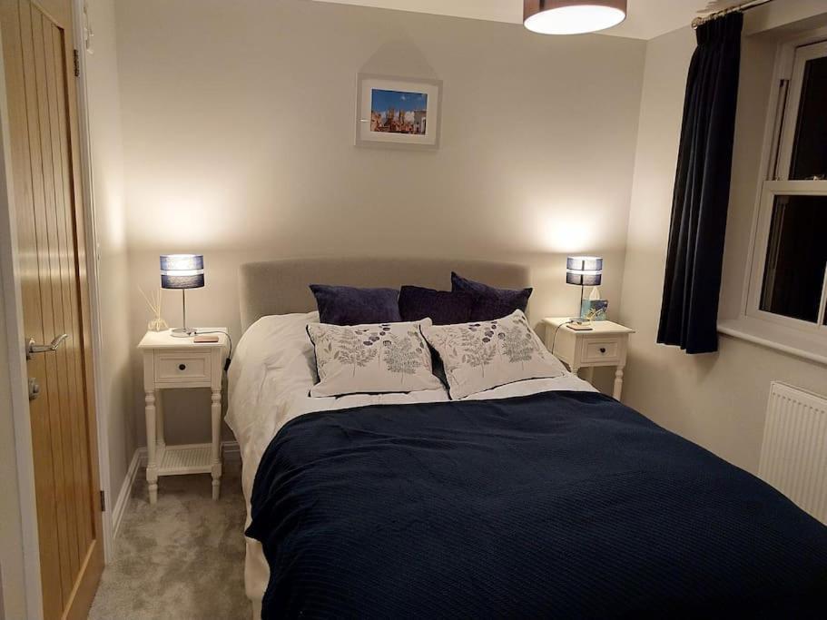 3 Bedroom Townhouse, Free Parking Йорк Екстериор снимка