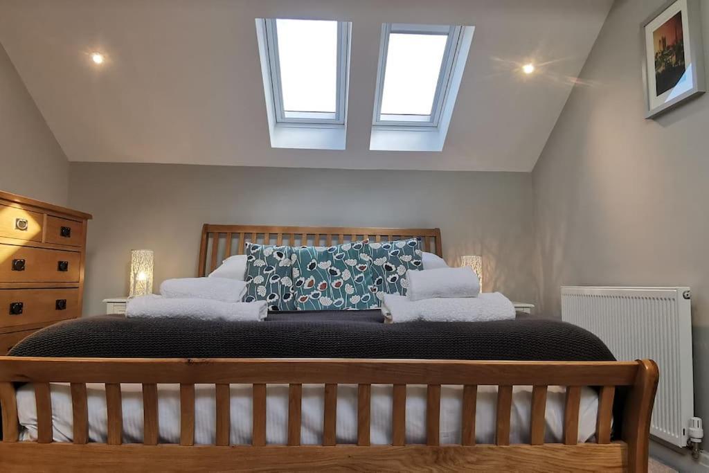 3 Bedroom Townhouse, Free Parking Йорк Екстериор снимка
